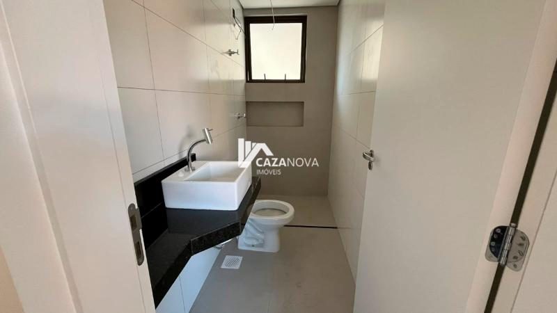 Cobertura de 03 quartos com suíte, elevador e 02 vagas no Caiçara