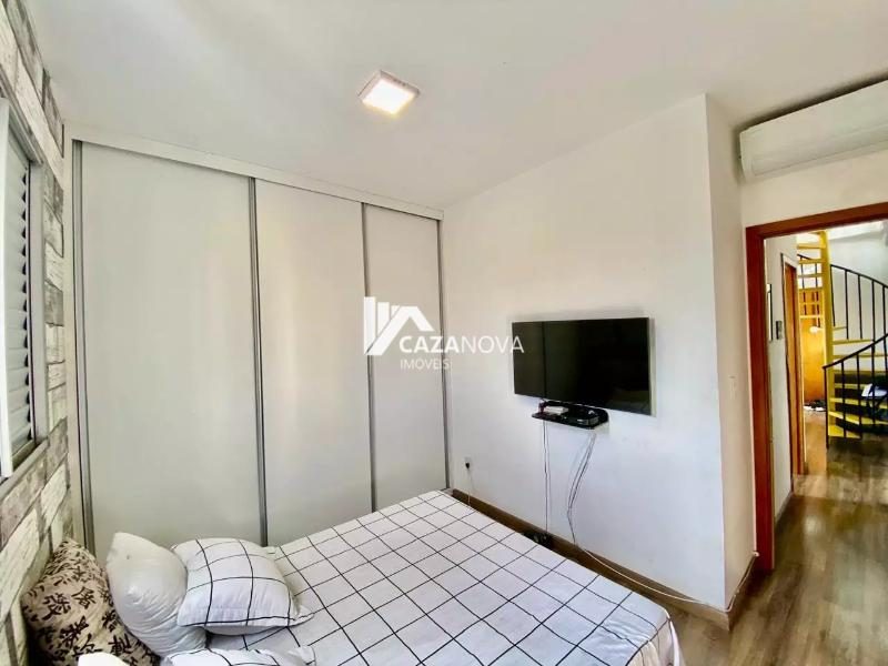 Cobertura dois quartos (suíte), duas vagas B. Paquetá